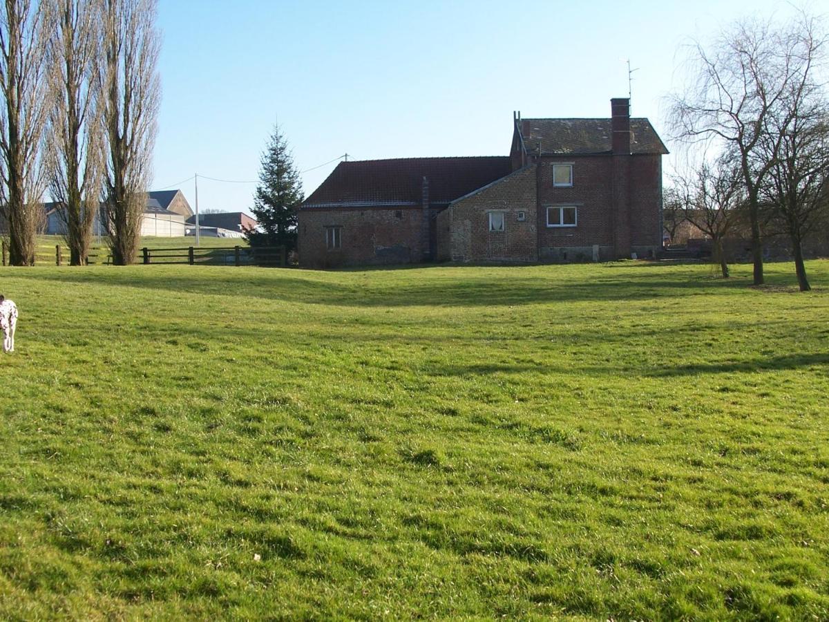 La Gaite De Louvignies Lägenhet Exteriör bild
