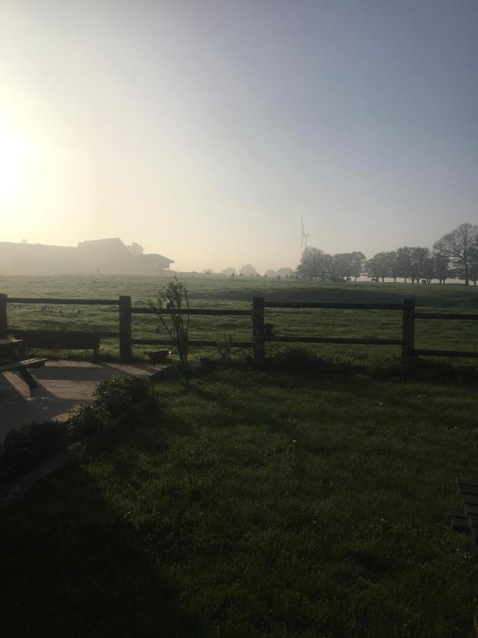 La Gaite De Louvignies Lägenhet Exteriör bild