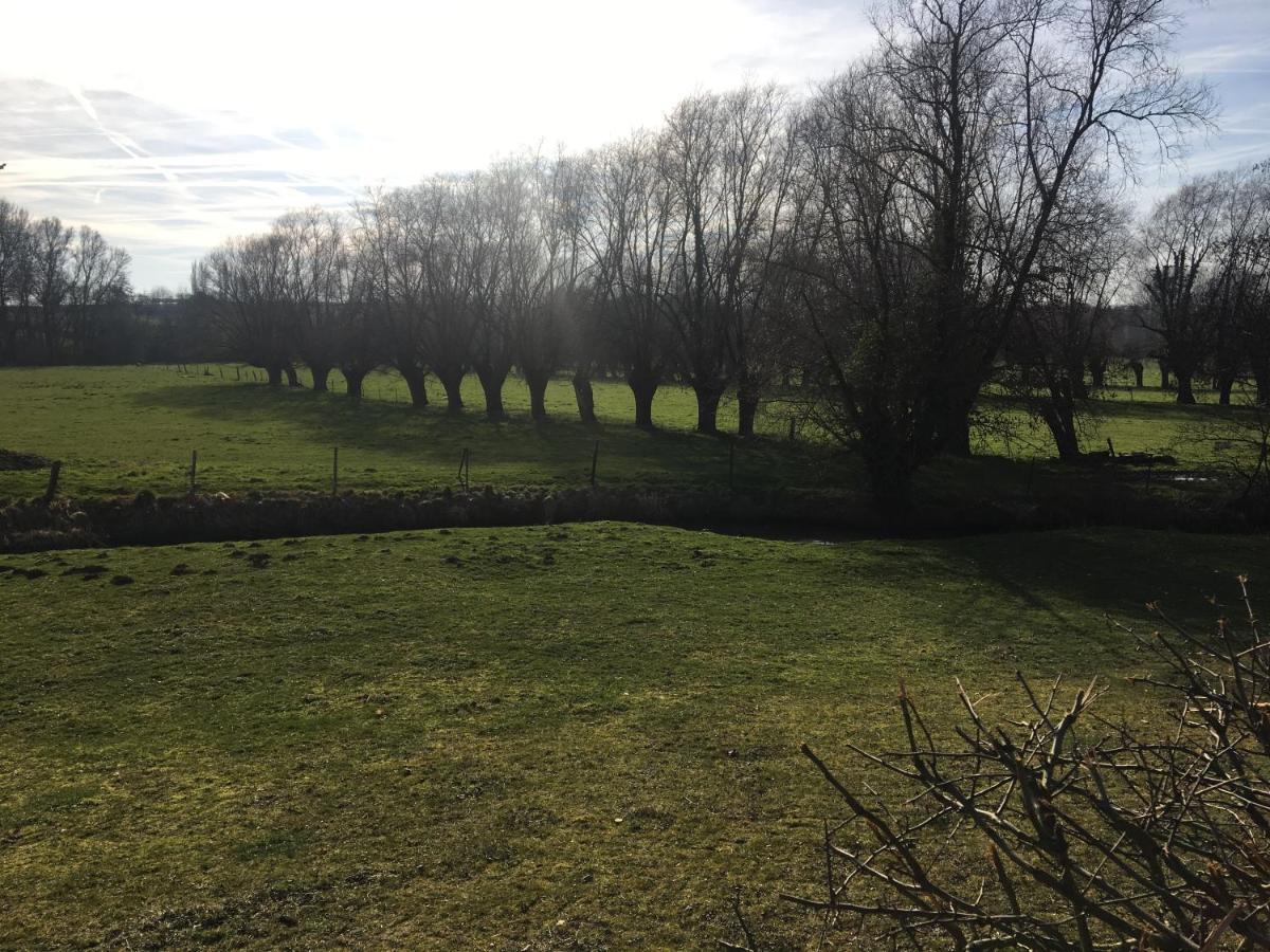 La Gaite De Louvignies Lägenhet Exteriör bild